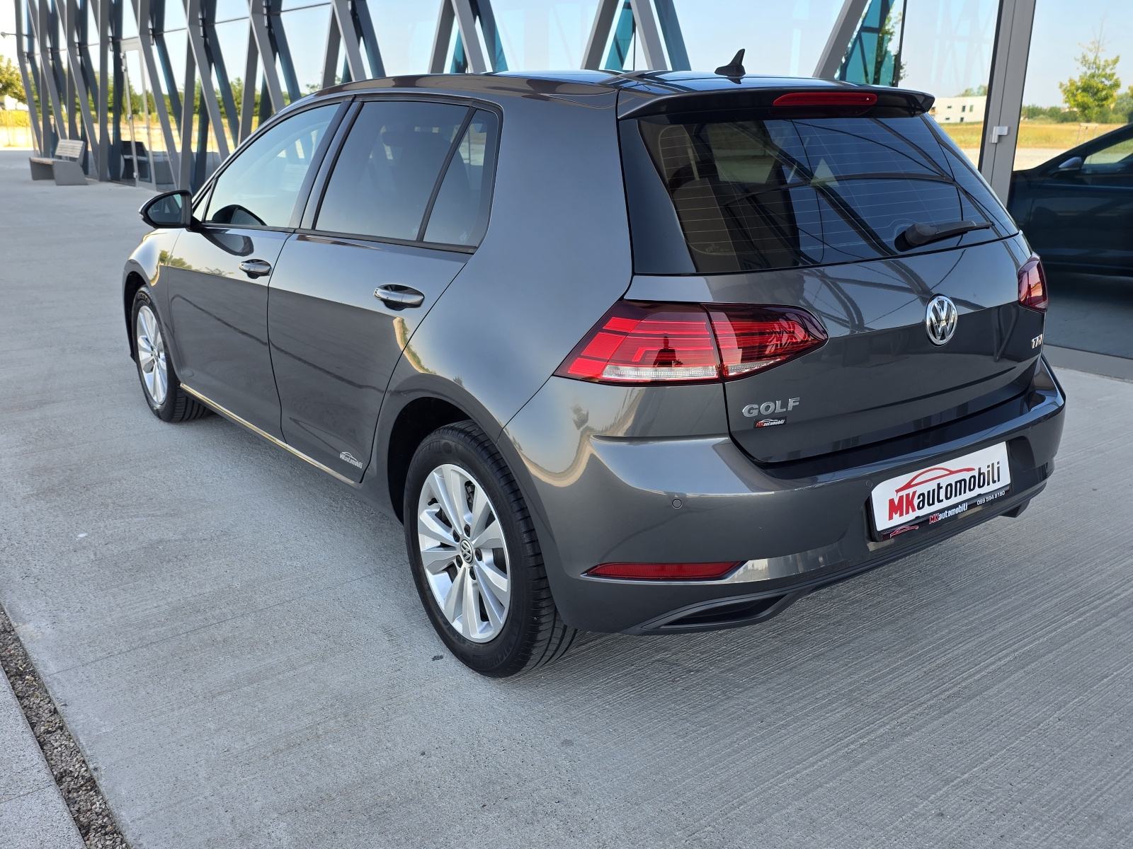 VW Golf 7 1,6 TDI ALU,NAVI,PARK SENZORI 135 T.K.M, fotografija 4