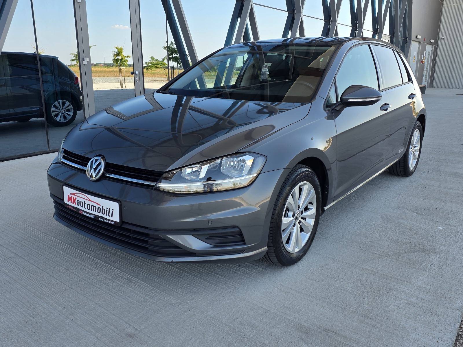 VW Golf 7 1,6 TDI ALU,NAVI,PARK SENZORI 135 T.K.M, fotografija 2