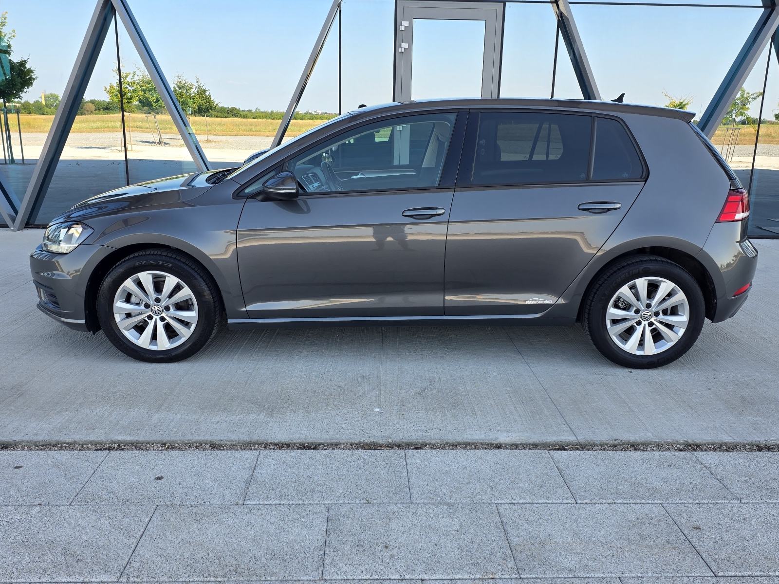 VW Golf 7 1,6 TDI ALU,NAVI,PARK SENZORI 135 T.K.M, fotografija 3