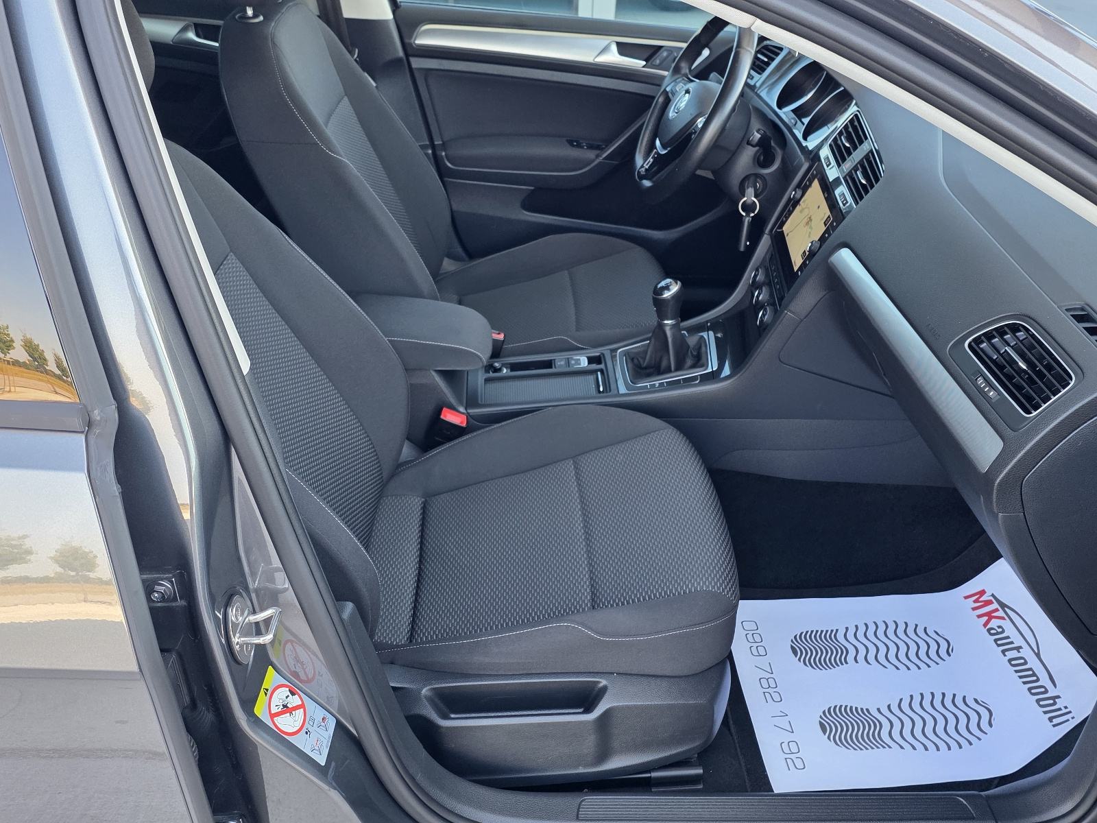 VW Golf 7 1,6 TDI ALU,NAVI,PARK SENZORI 135 T.K.M, fotografija 12