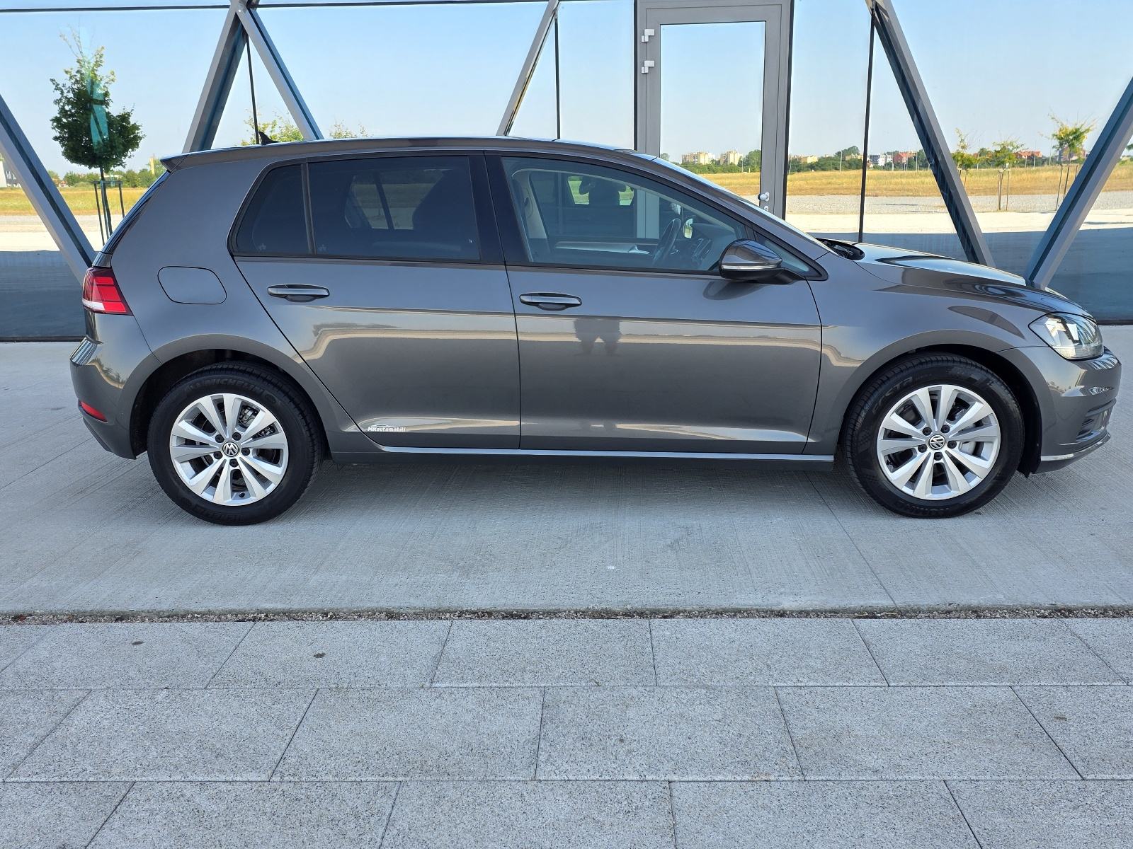 VW Golf 7 1,6 TDI ALU,NAVI,PARK SENZORI 135 T.K.M, fotografija 7