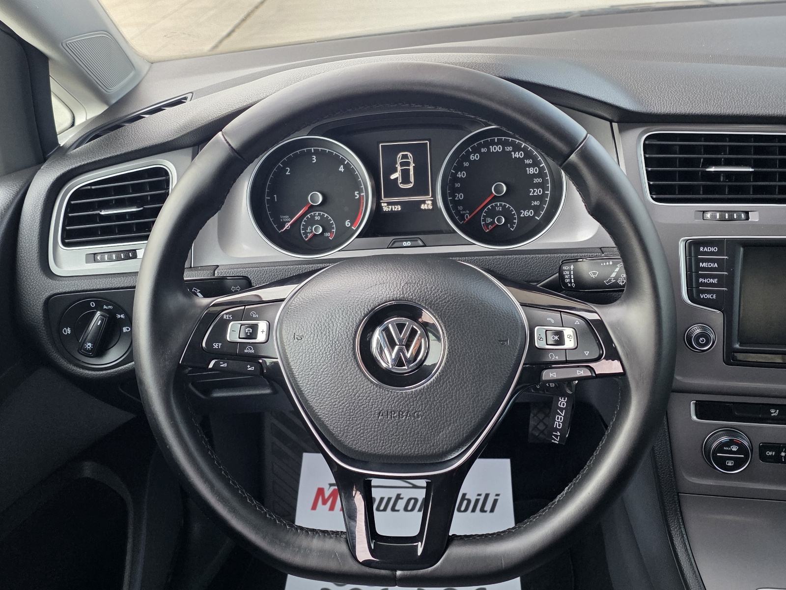 VW Golf 7 1,6 TDI ALU,NAVI,PARK SENZORI 167 T.K.M, fotografija 10