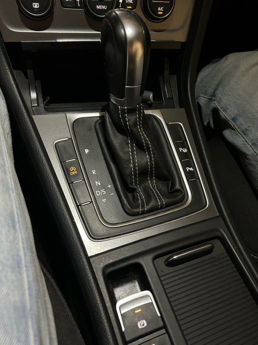 VW Golf 7 1,6 TDI automatik, fotografija 8