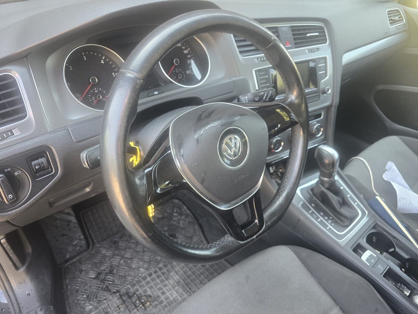 VW Golf 7 1,6 TDI Automatik, fotografija 4