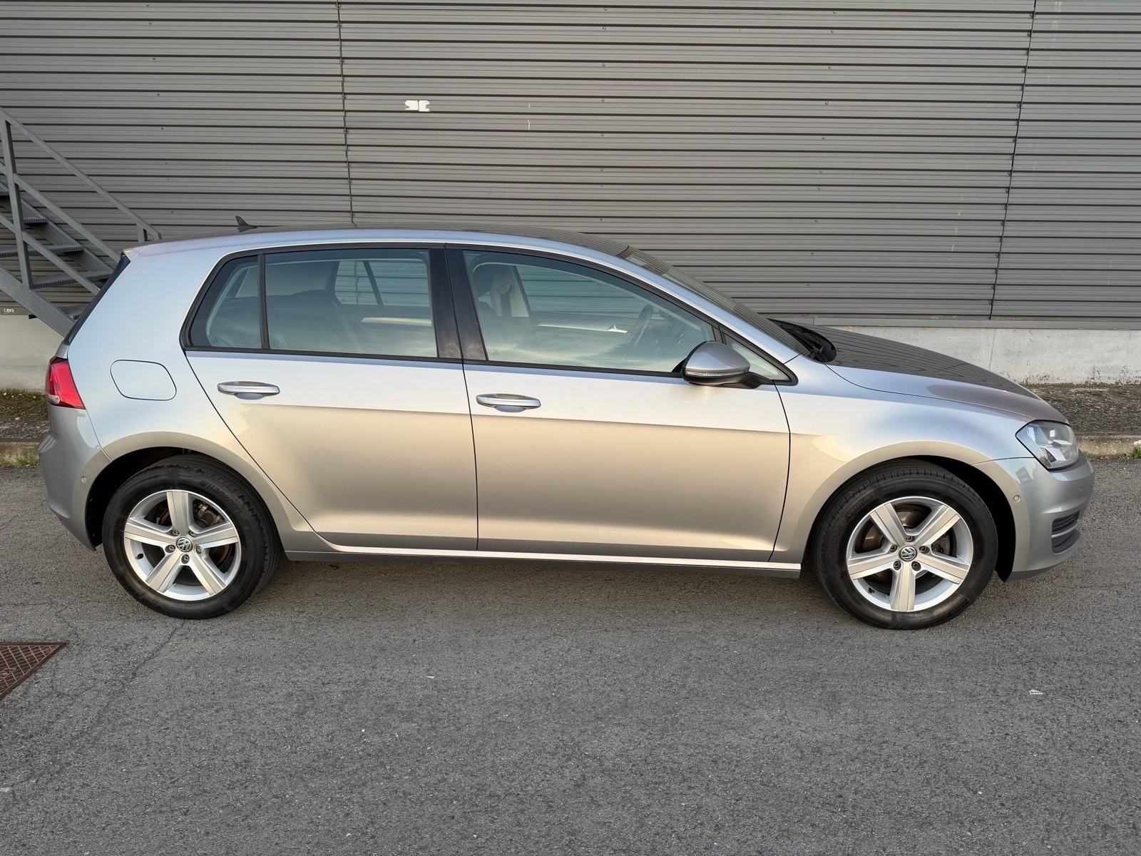 VW Golf 7-1,6 TDI-BLUEMOTION-NAVI-PARK,SENZIRI-PARK PILOT-ACC-RADAR, fotografija 6
