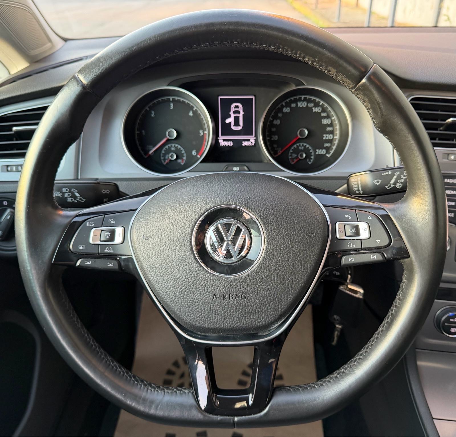 VW Golf 7-1,6 TDI-BLUEMOTION-NAVI-PARK,SENZIRI-PARK PILOT-ACC-RADAR, fotografija 12