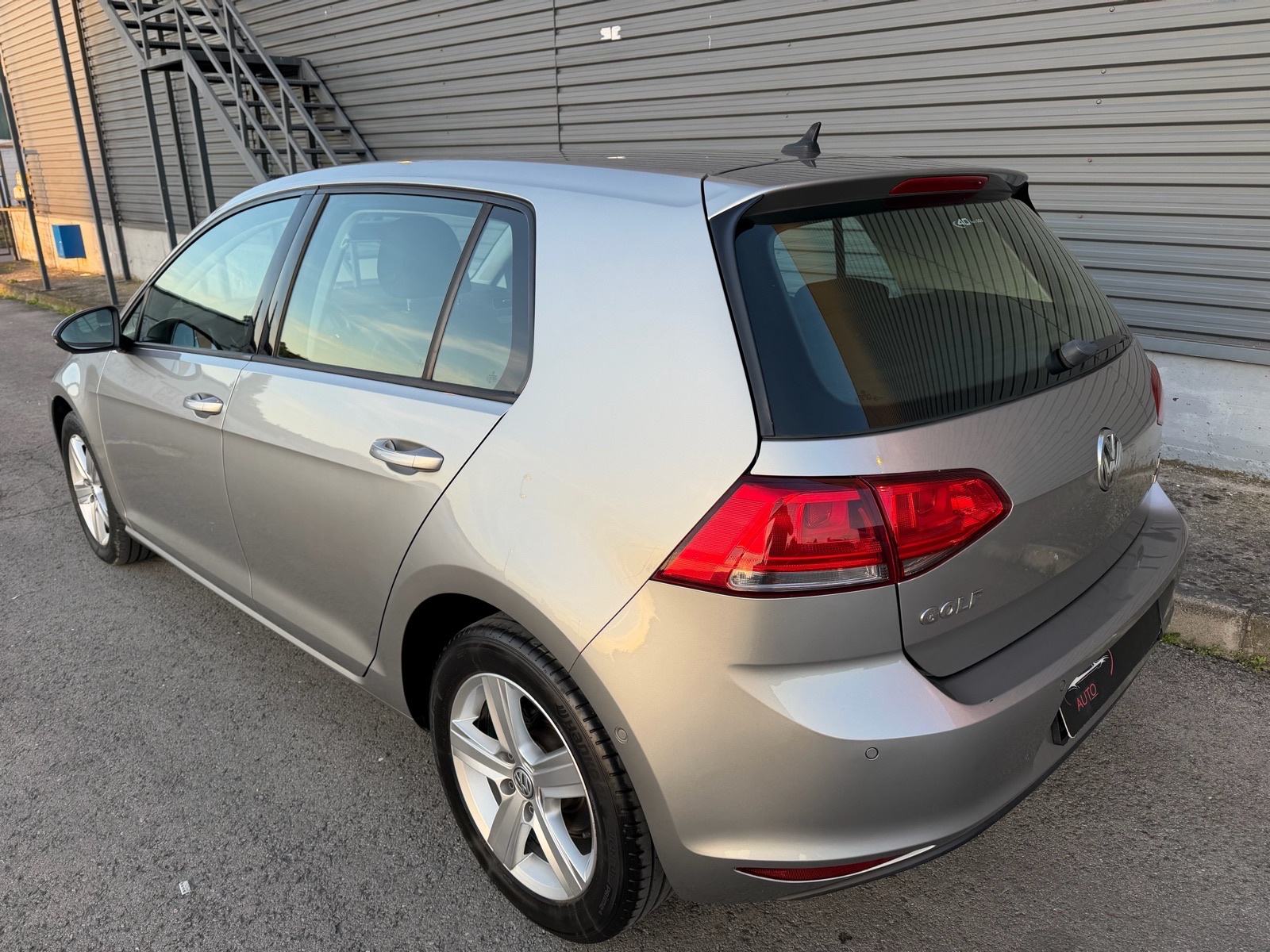 VW Golf 7-1,6 TDI-BLUEMOTION-NAVI-PARK,SENZIRI-PARK PILOT-ACC-RADAR, fotografija 3