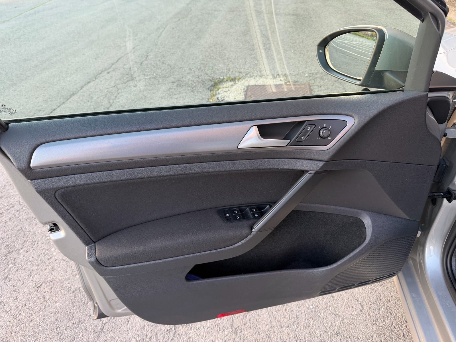 VW Golf 7-1,6 TDI-BLUEMOTION-NAVI-PARK,SENZIRI-PARK PILOT-ACC-RADAR, fotografija 18