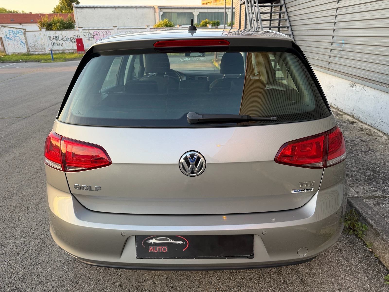 VW Golf 7-1,6 TDI-BLUEMOTION-NAVI-PARK,SENZIRI-PARK PILOT-ACC-RADAR, fotografija 4