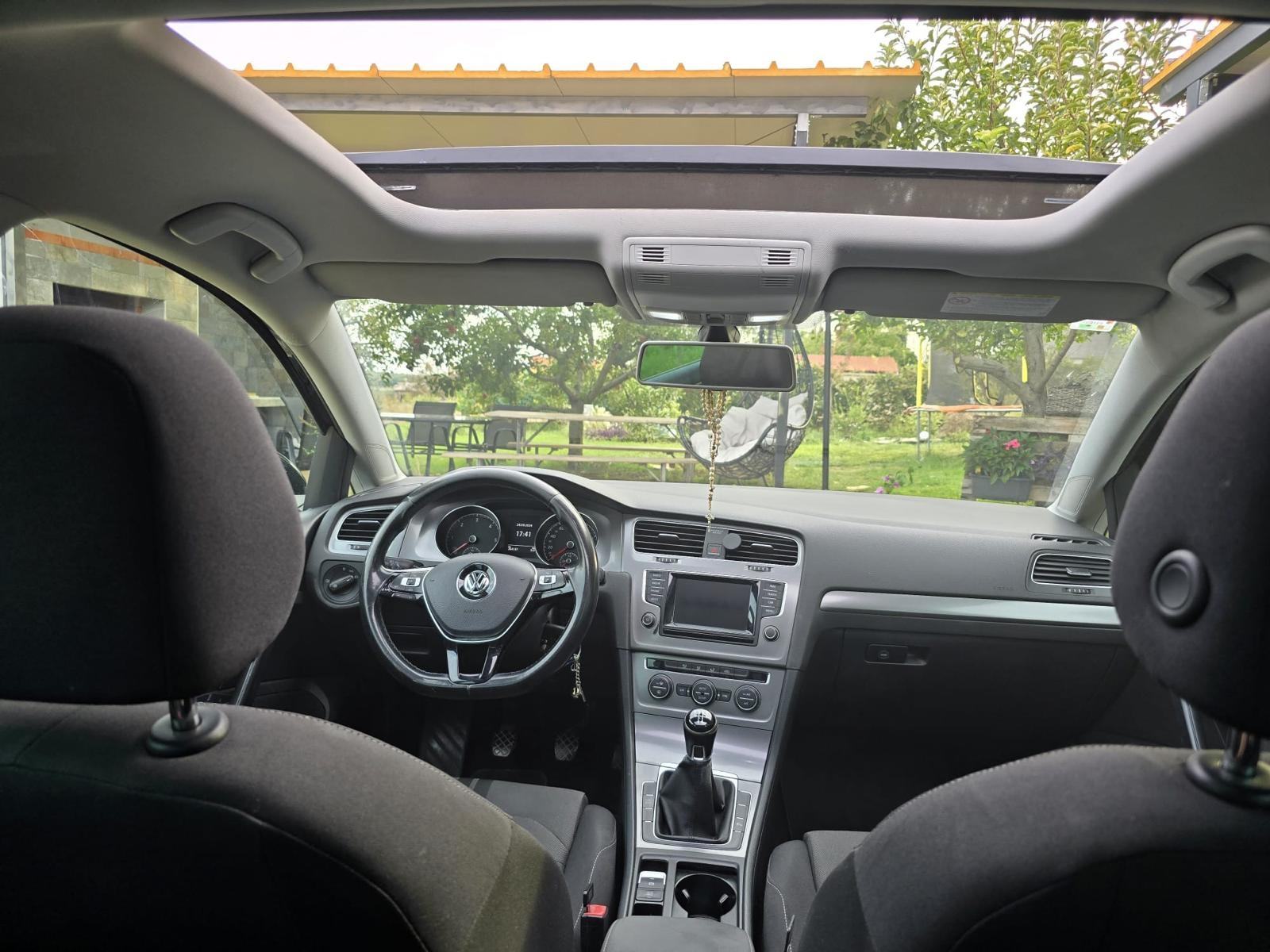 VW Golf 7 1.6 TDI - FULL OPREMA (Panorama, ACC), Reg. 05/2027!, fotografija 8