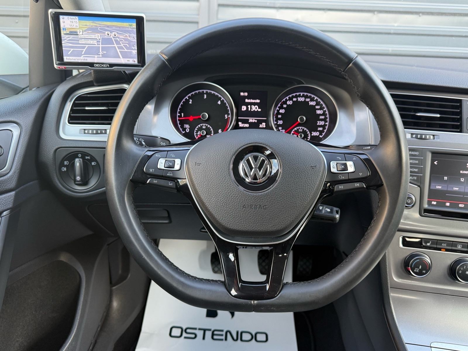 VW Golf 7 1,6 TDI BMT, 107000km, KOMPLETNA SERVISNA POVIJEST, U PDV-u., fotografija 10