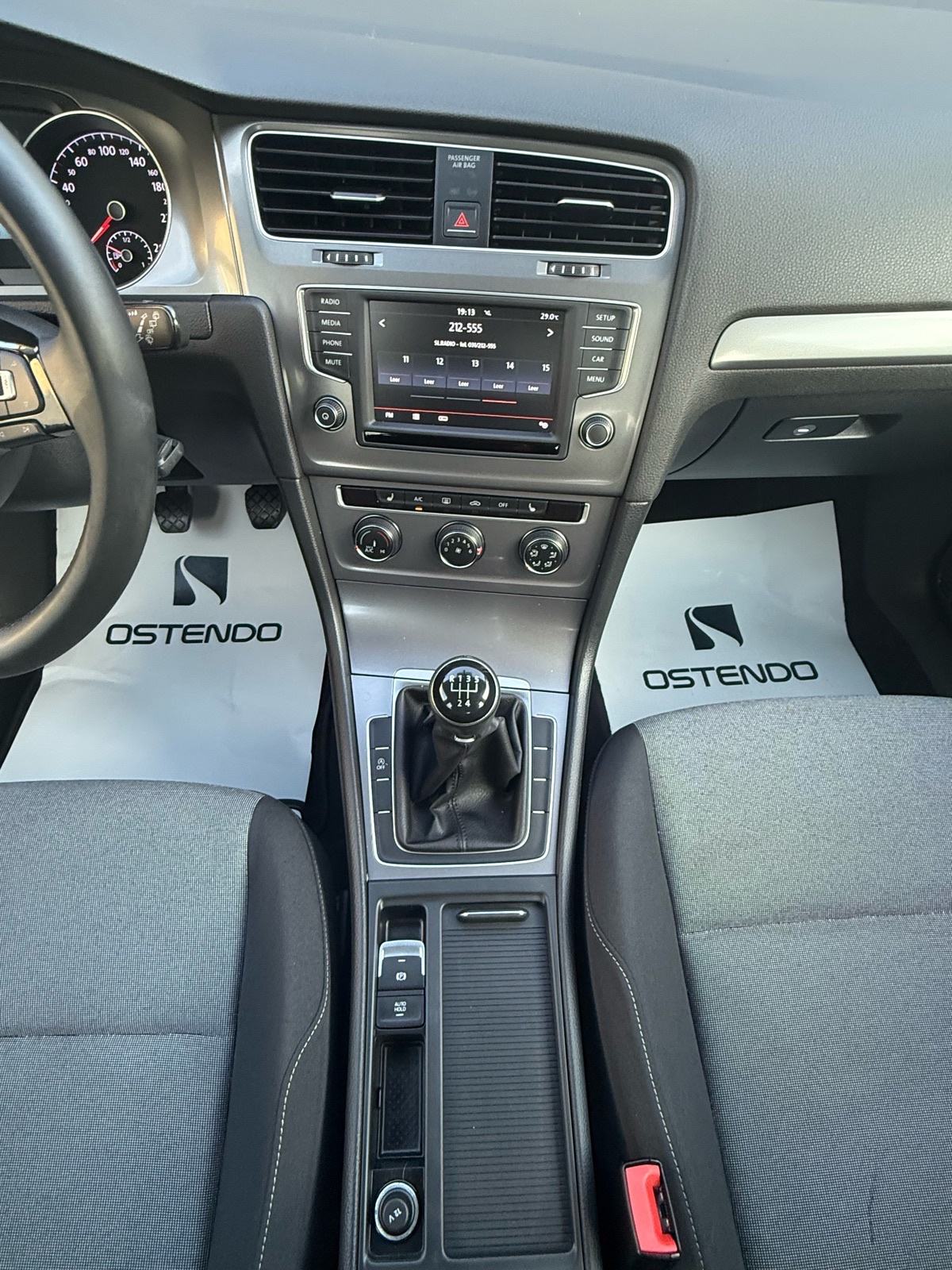 VW Golf 7 1,6 TDI BMT, 107000km, KOMPLETNA SERVISNA POVIJEST, U PDV-u., fotografija 12