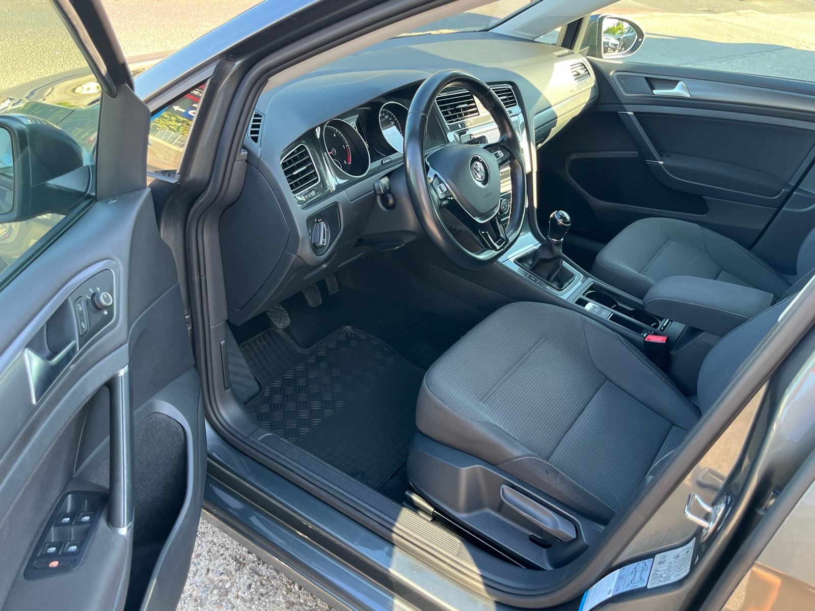 VW Golf 7 1,6 TDI BMT 115 KS 1.VL Nije uvoz REG. 02/2027Jamstvo 1G, fotografija 10