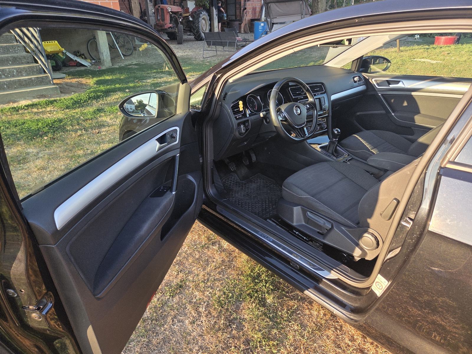 VW Golf 7 1,6 TDI BMT, 2014. Godina, troja vrata, fotografija 8