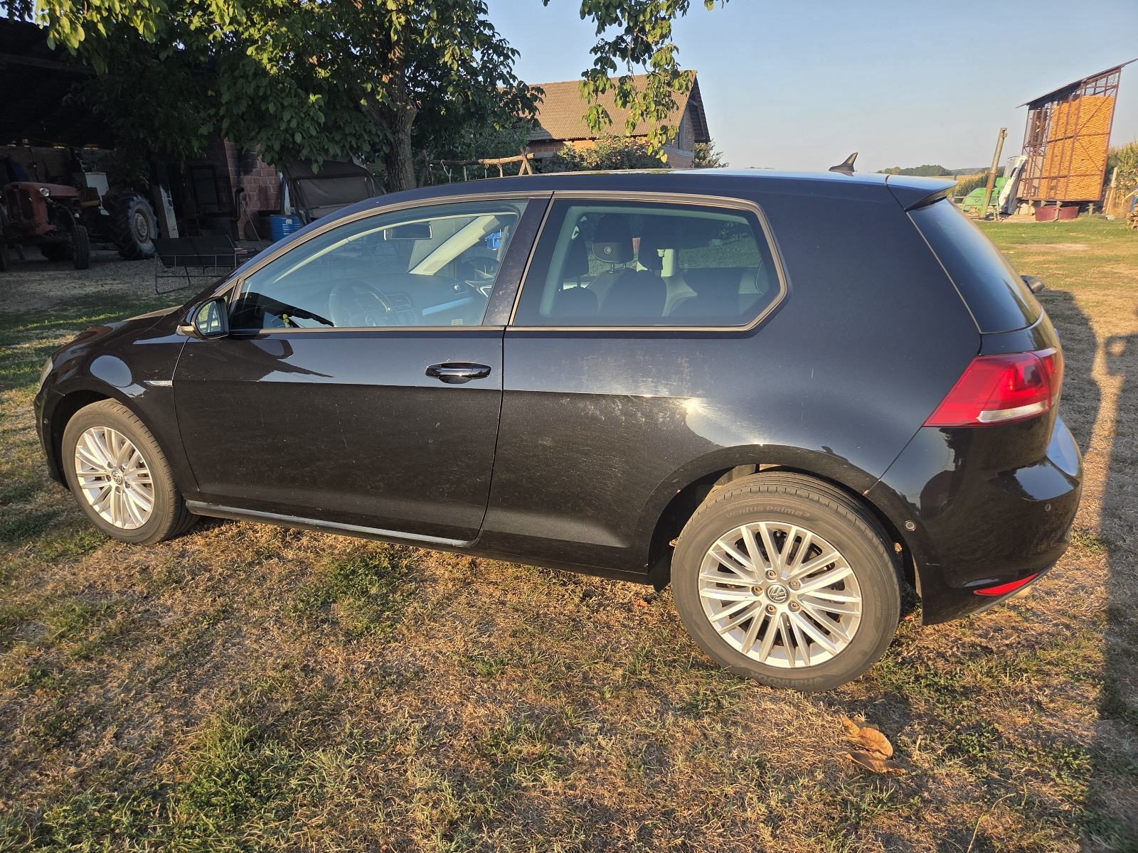 VW Golf 7 1,6 TDI BMT, 2014. Godina, troja vrata, fotografija 3