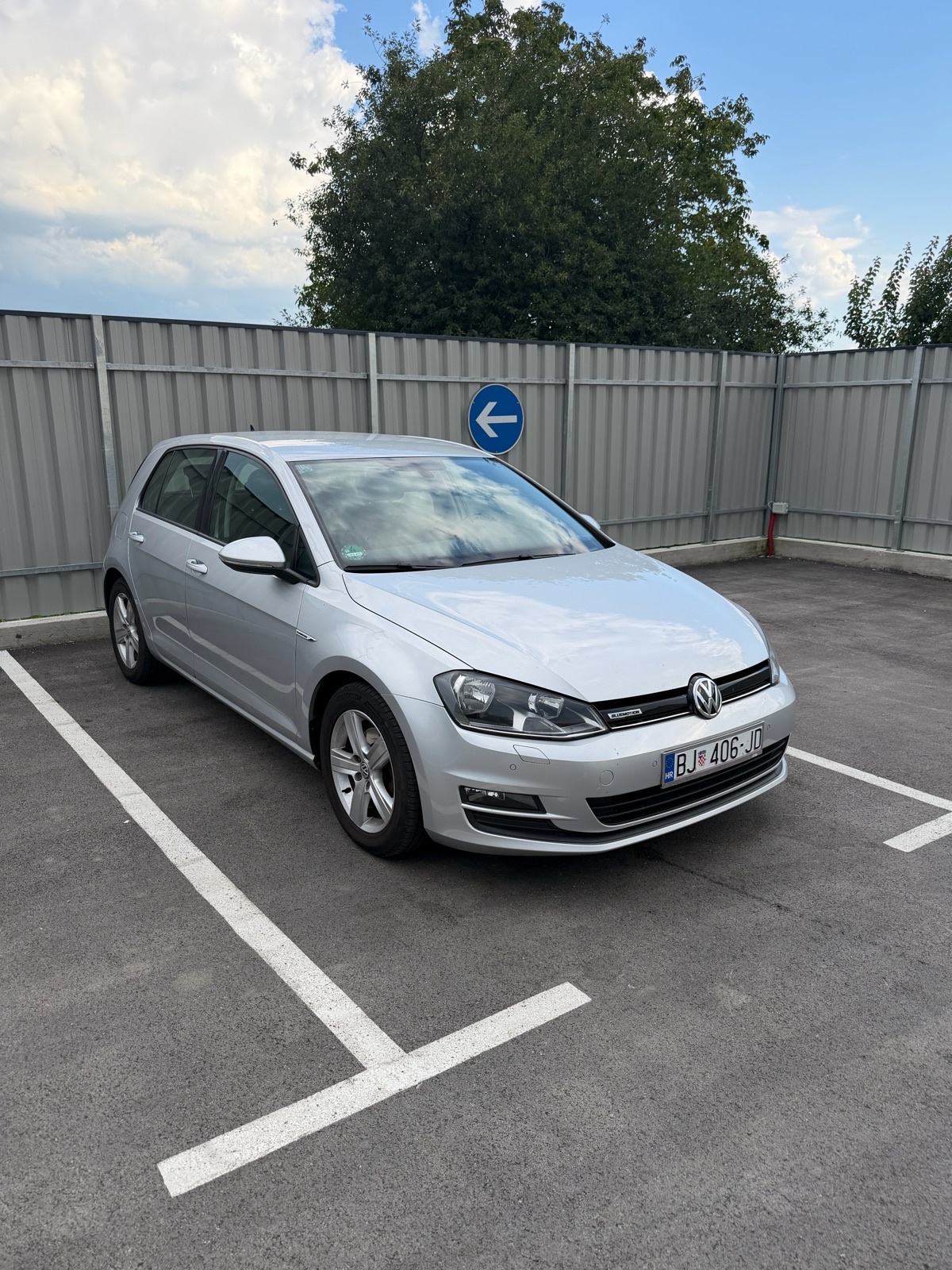 VW Golf 7 1,6 TDI BMT 2015 TOP STANJE!, fotografija 2