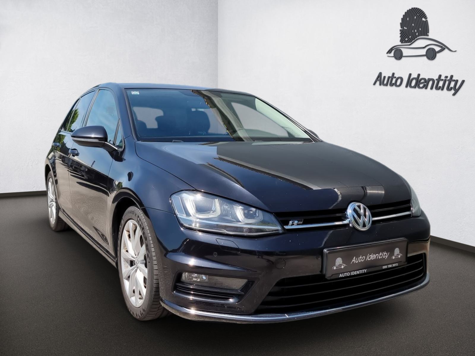 VW Golf 7 1,6 TDI BMT 40 EDITION R-line, HR AUTO, Reg 05/2027, pogled izvana - slika 3