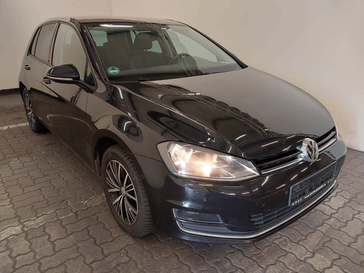 VW Golf 7 1,6 TDI BMT ALLSTAR NAV,GRIJ.SJED,VELIKI SERVIS,4.205,10€*3, fotografija 2