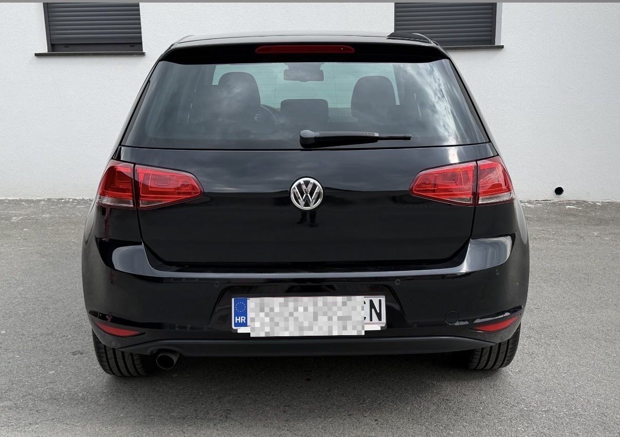 VW Golf 7 1,6 TDI CUP automatik FULL Oprema!, fotografija 5