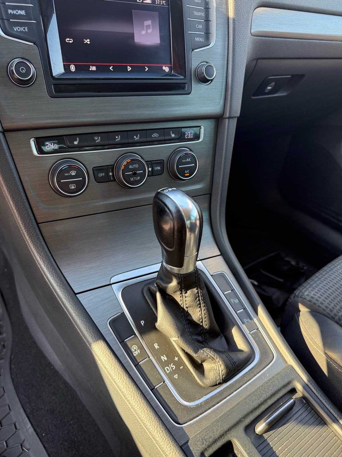 VW Golf 7 1,6 TDI BMT automatik, fotografija 10