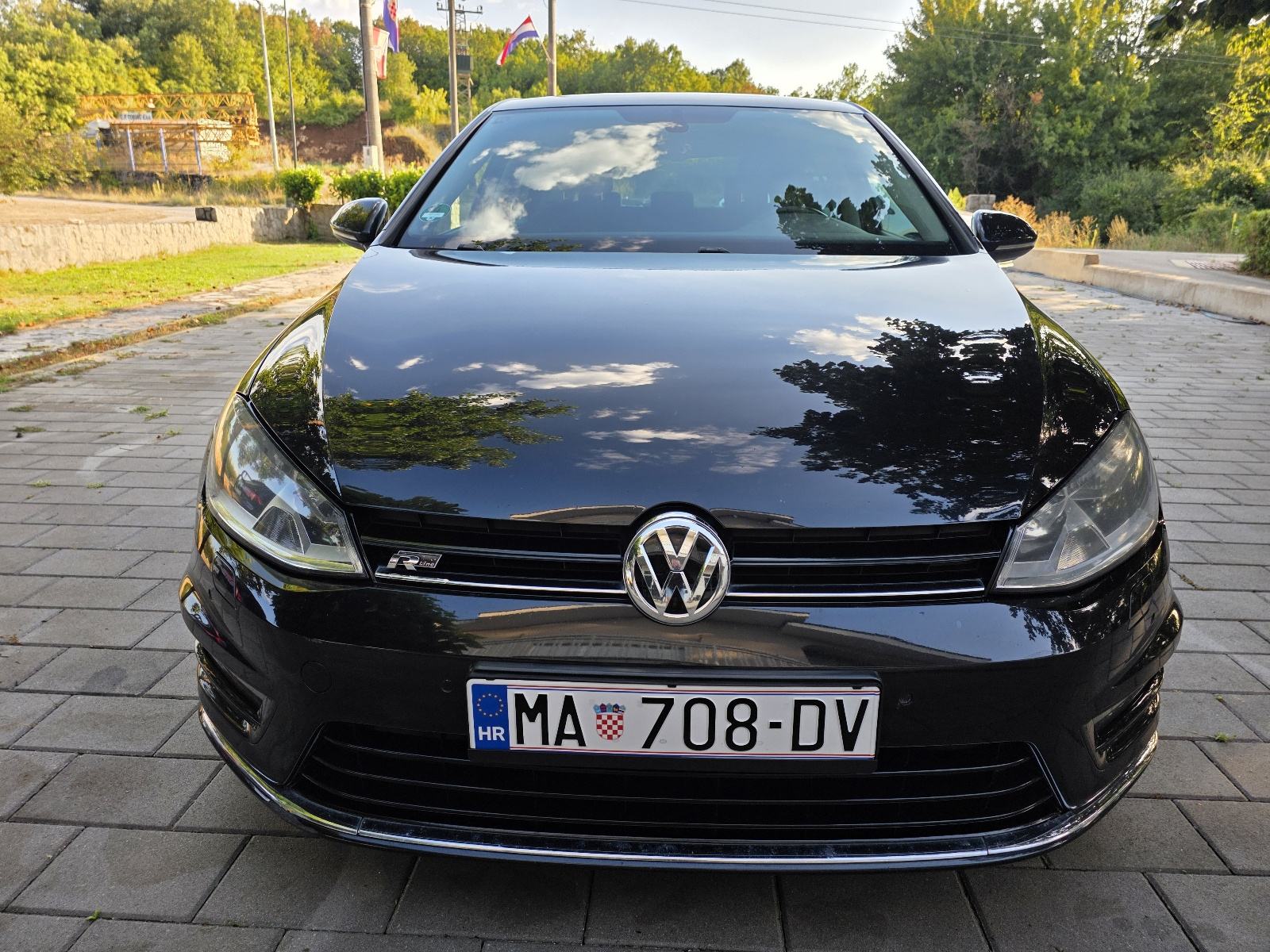 VW Golf 7 1,6 TDI R-LINE DSG automatik, fotografija 4