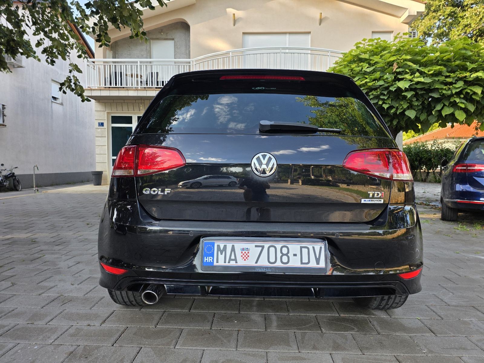 VW Golf 7 1,6 TDI R-LINE DSG automatik, fotografija 10