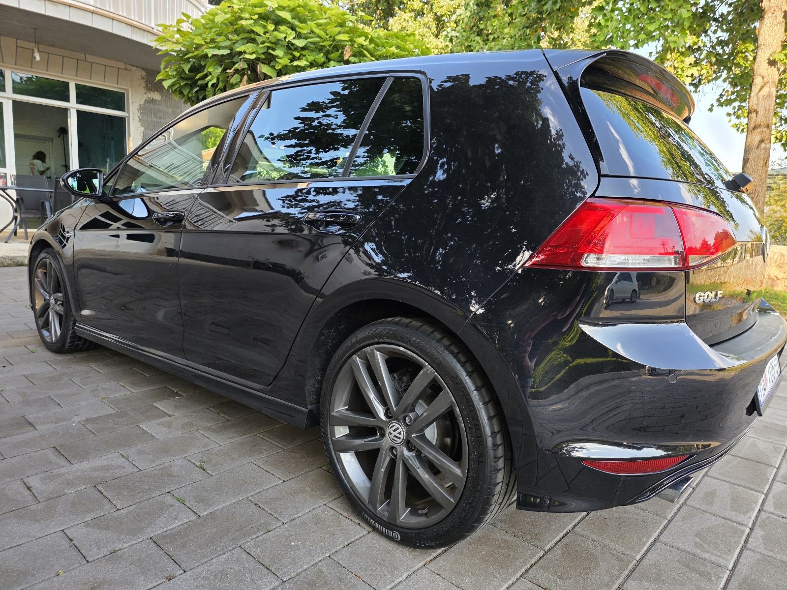 VW Golf 7 1,6 TDI R-LINE DSG automatik, fotografija 11