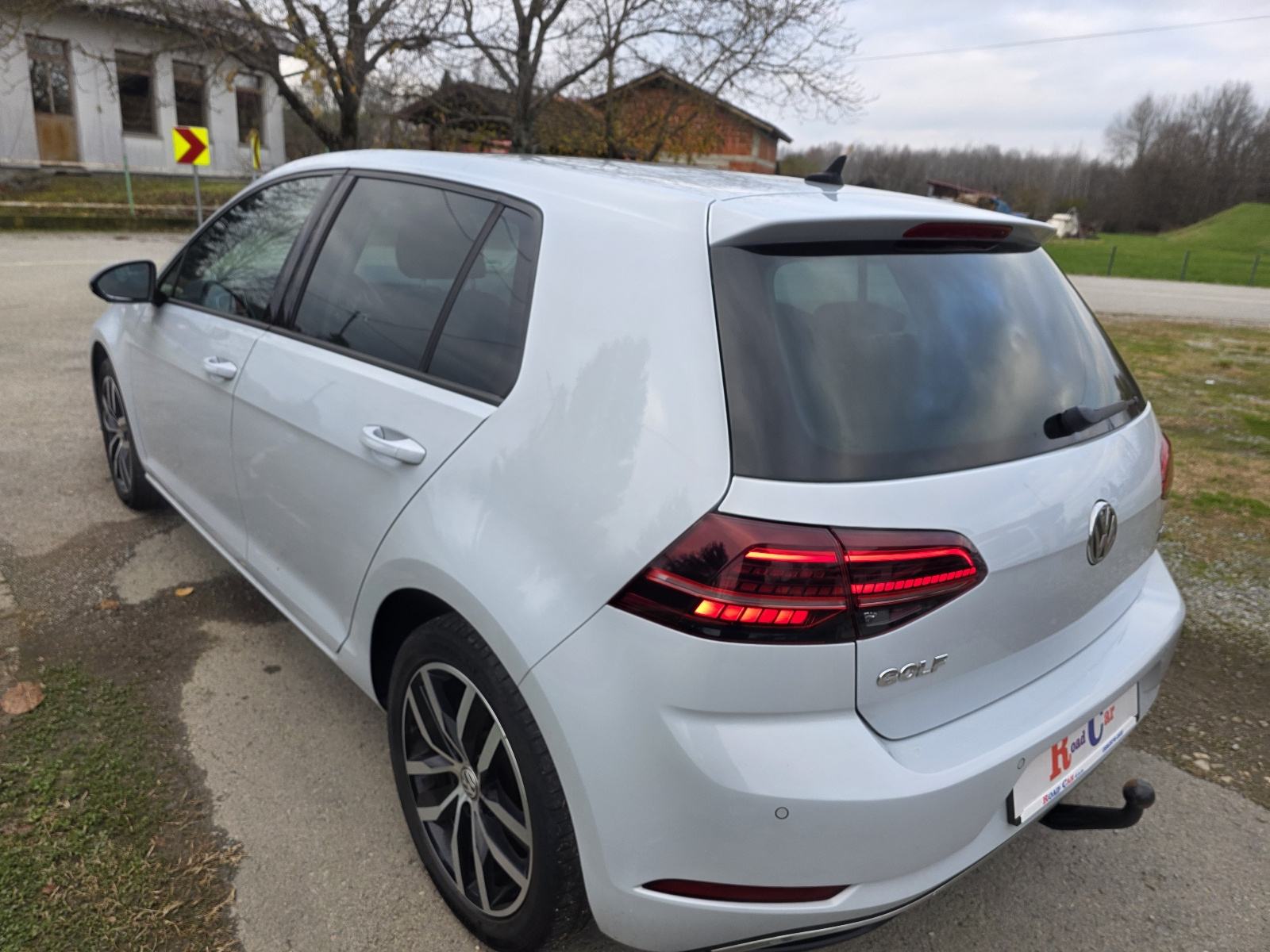 VW Golf 7 1,6 TDI BMT Comfortline,led,navi,2xpdc, AKCIJA REG 1 GOD, fotografija 5
