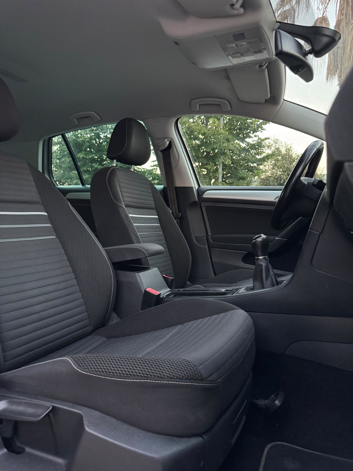 VW Golf 7 1,6 TDI BMT Cup park senzori 198tkm orig servisna knjiga, fotografija 9