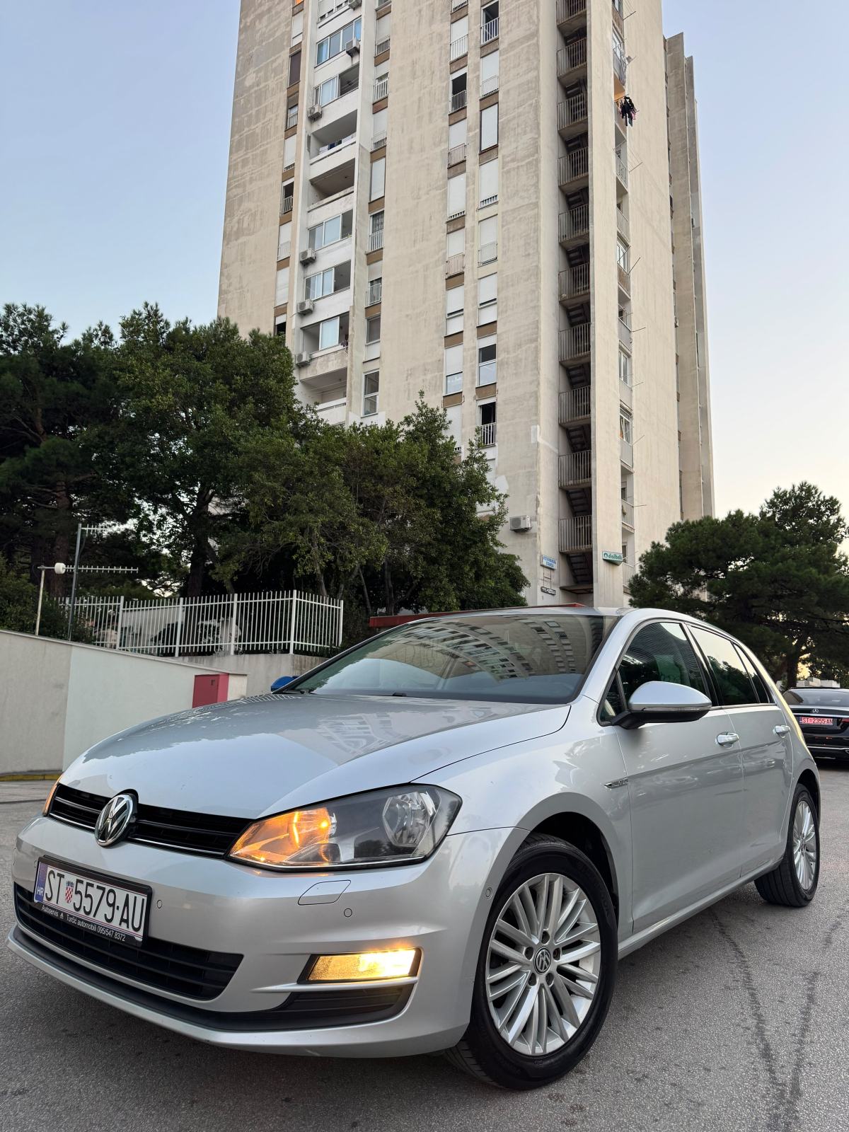 VW Golf 7 1,6 TDI BMT Cup park senzori 198tkm orig servisna knjiga, fotografija 16