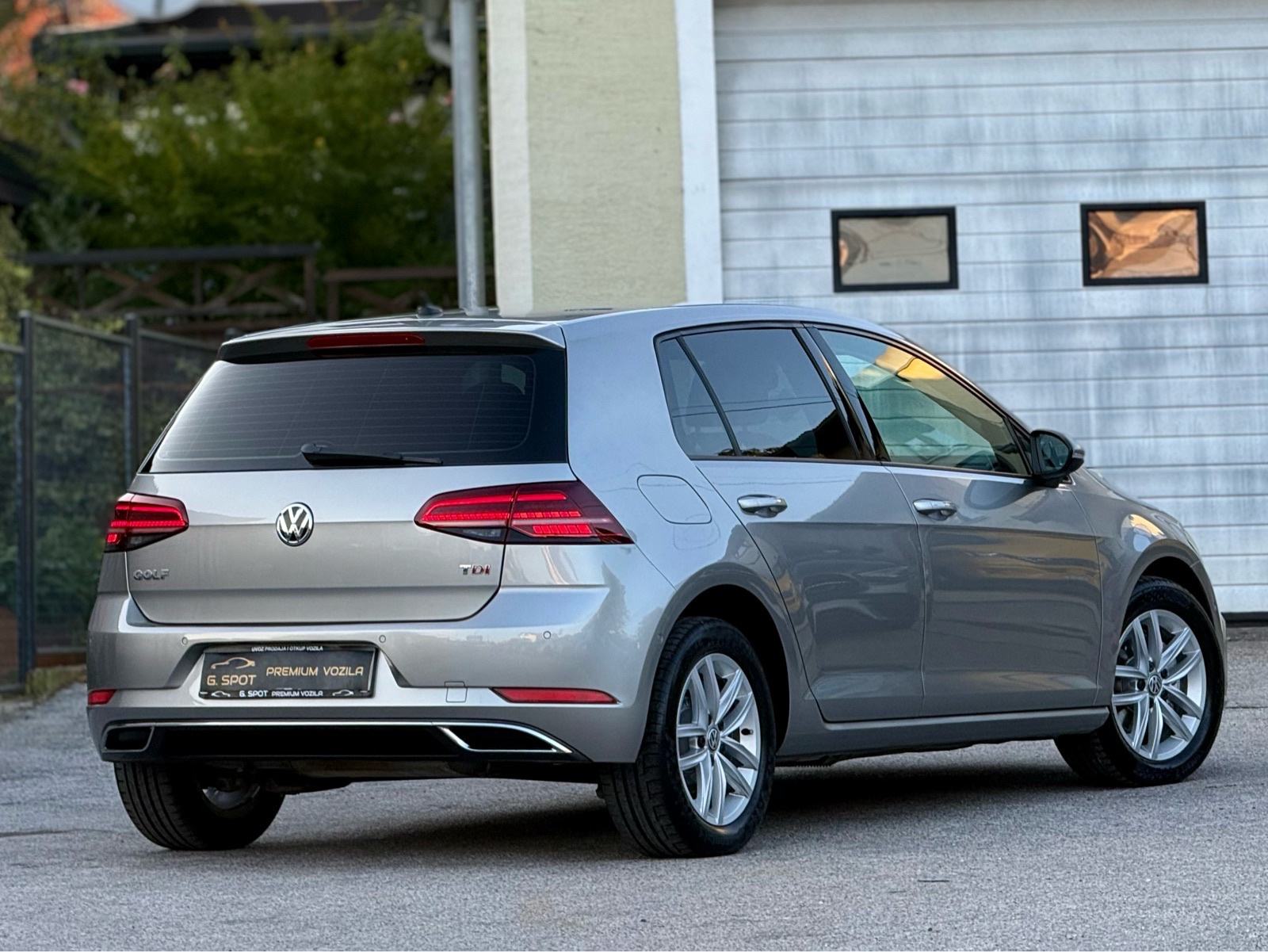 VW Golf 7 1,6 TDI BMT DSG *AUTOMATIK*HIGH LINE*MATRIX LED*KAMERA*U PDV, fotografija 4