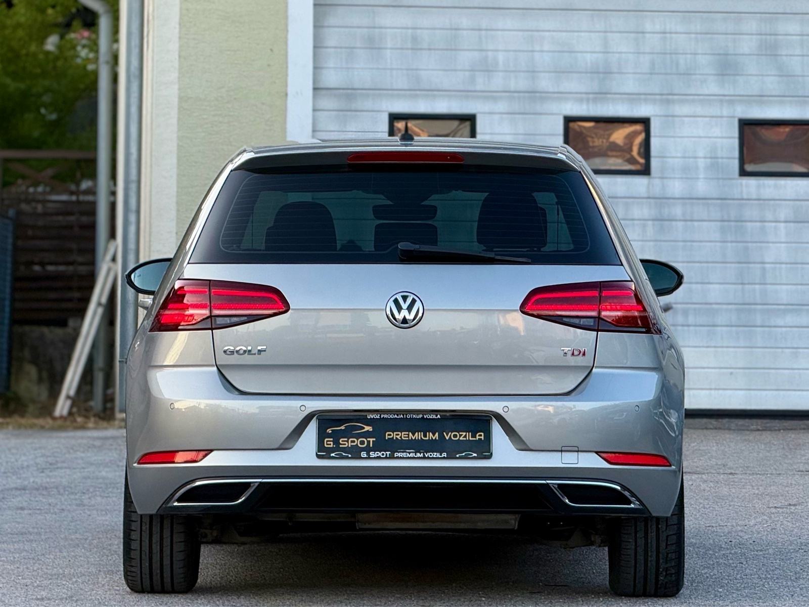 VW Golf 7 1,6 TDI BMT DSG *AUTOMATIK*HIGH LINE*MATRIX LED*KAMERA*U PDV, fotografija 6