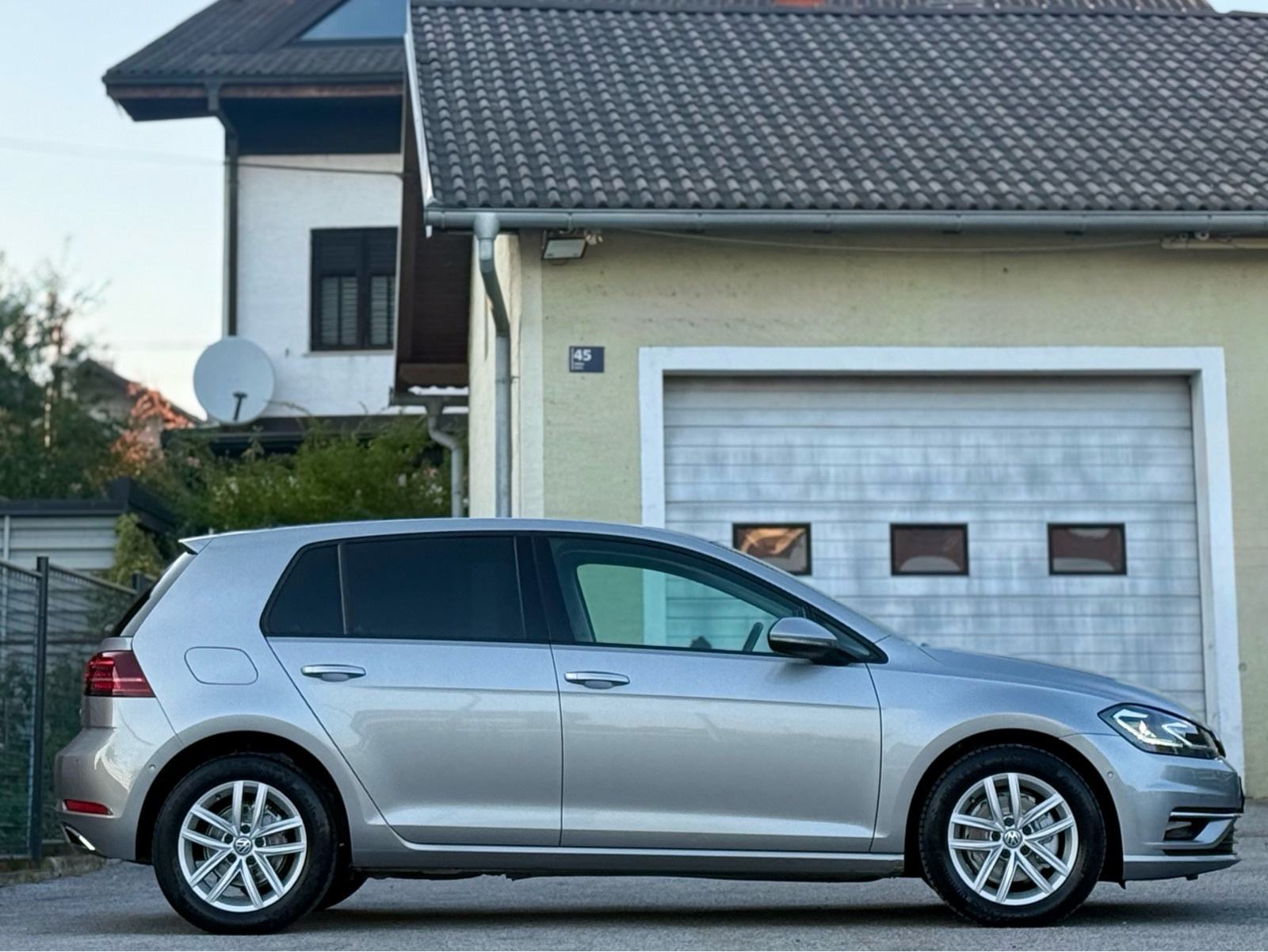 VW Golf 7 1,6 TDI BMT DSG *AUTOMATIK*HIGH LINE*MATRIX LED*KAMERA*U PDV, fotografija 7