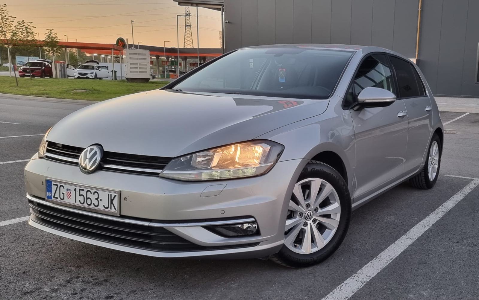 VW Golf 7.5 1,6 TDI BMT DSG automatik, fotografija 1