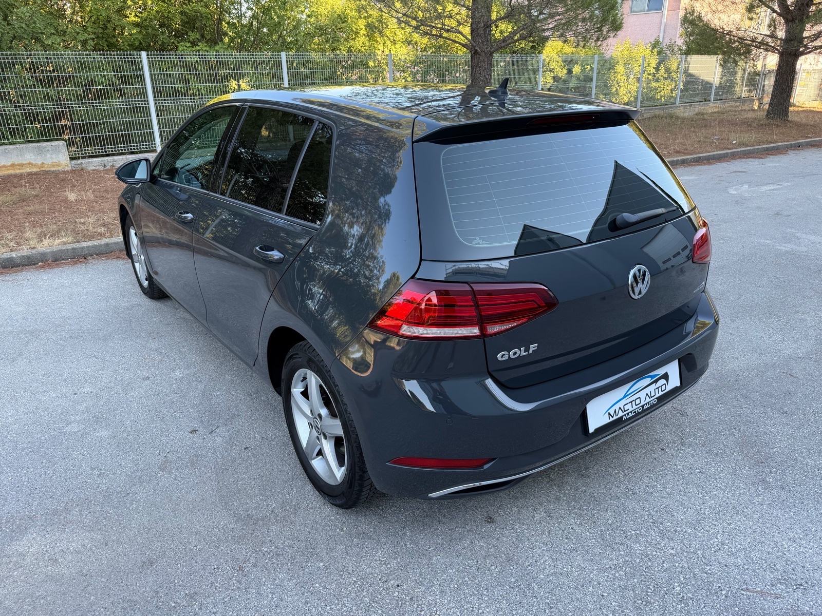 VW Golf 7 1,6 TDI BMT DSG automatik, fotografija 11