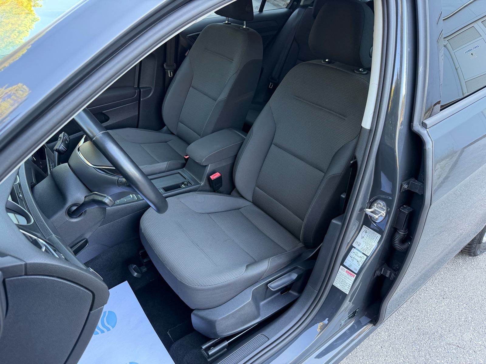 VW Golf 7 1,6 TDI BMT DSG automatik, fotografija 17