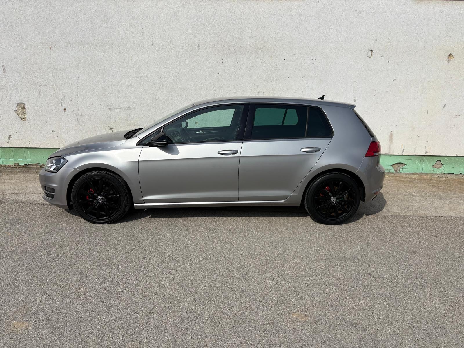 VW Golf 7 1,6 TDI BMT DSG - NAVIGACIJA, TEMPOMAT! JAMSTVO 12MJ., fotografija 5