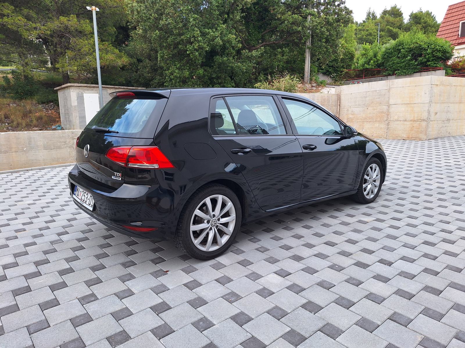 VW Golf 7 1,6 TDI BMT DSG, fotografija 3
