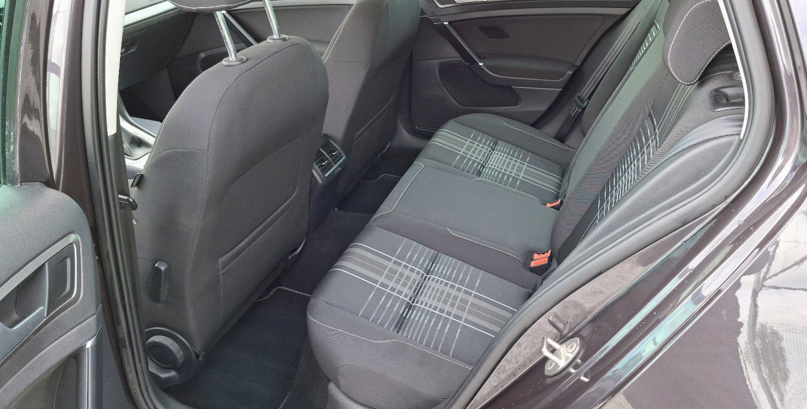 VW Golf 7 1,6 TDI BMT LOUNGE servisna knjiga jamstvo 1 god, fotografija 13