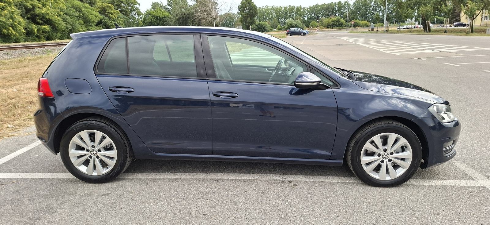 VW Golf 7 1,6 TDI BMT reg:07.mj/2027.Navi, Klima,alu,park.senzori..., fotografija 6