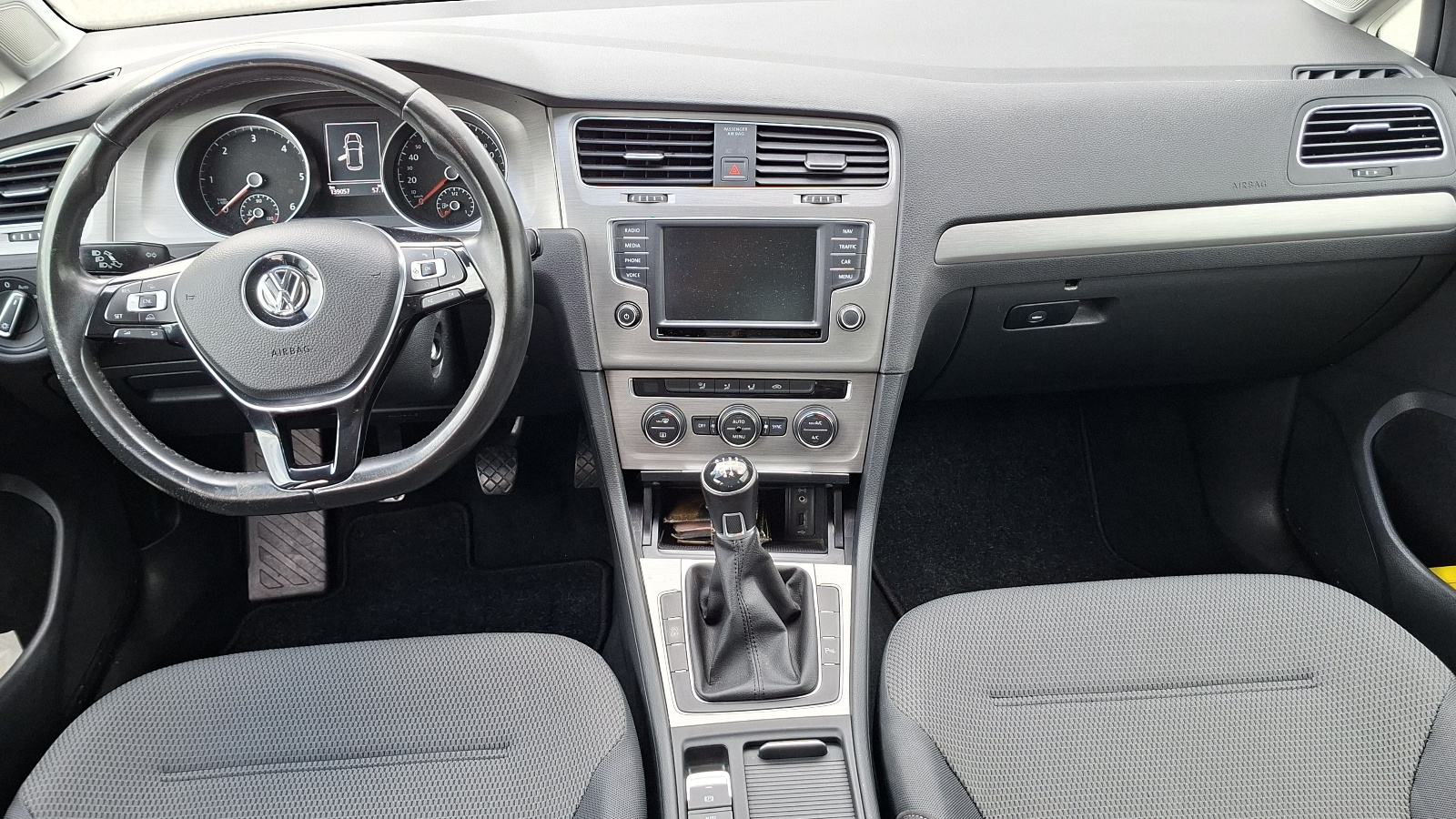 VW Golf 7 1,6 TDI BMT reg:07.mj/2027.Navi, Klima,alu,park.senzori..., fotografija 11