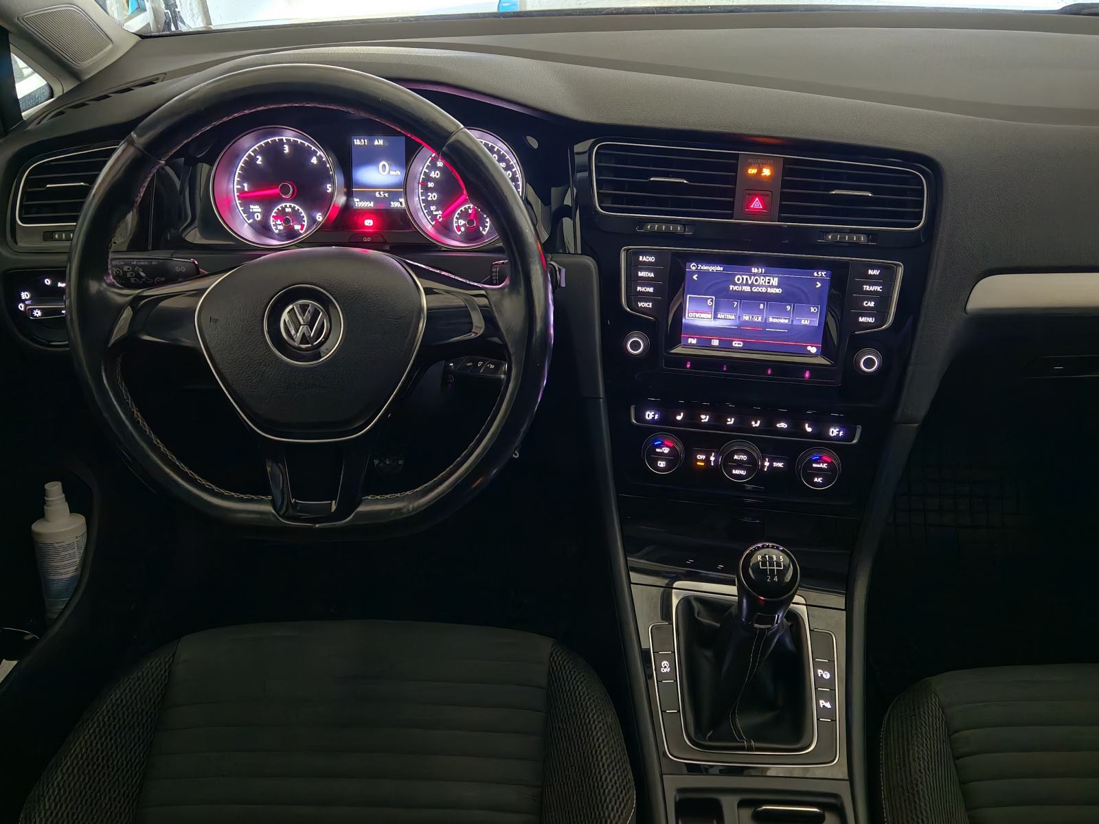 VW Golf 7 1,6 TDI BMT, fotografija 18