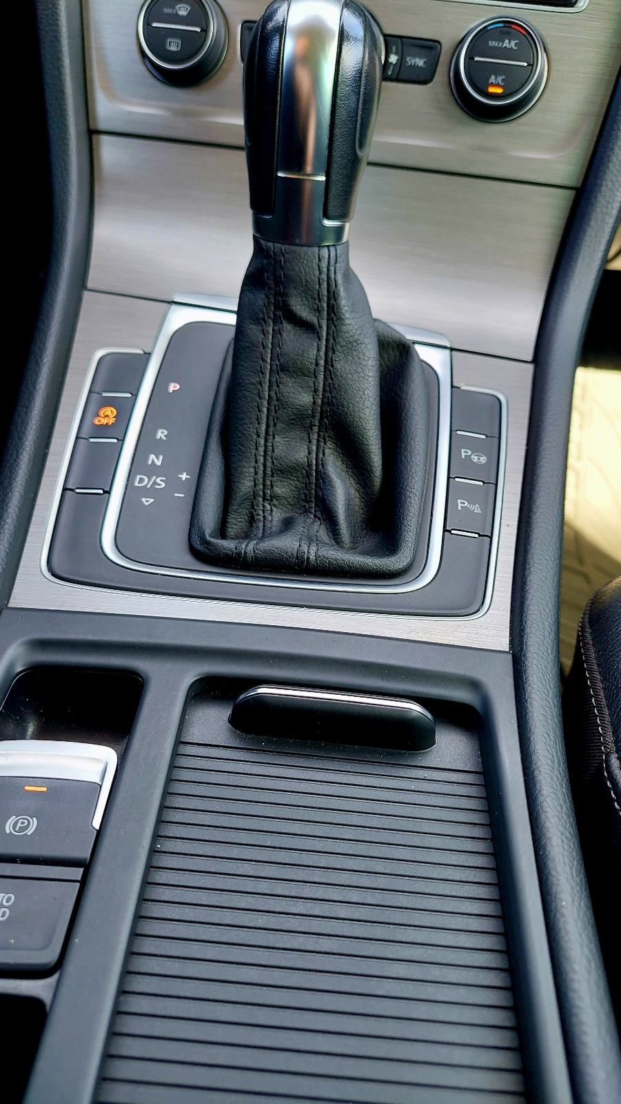 VW Golf 7 1,6 TDI BMT, fotografija 15