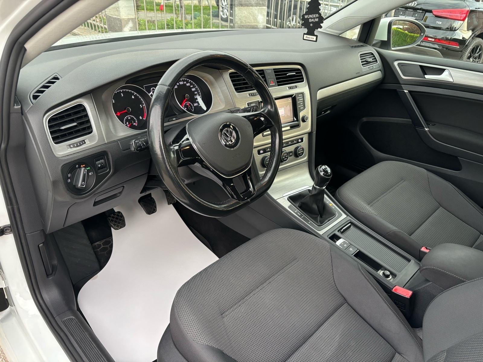 VW Golf 7 1,6 TDI BMT, fotografija 9