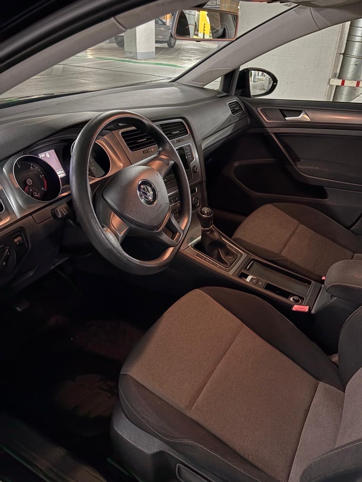 VW Golf 7 1,6 TDI BMT, fotografija 13
