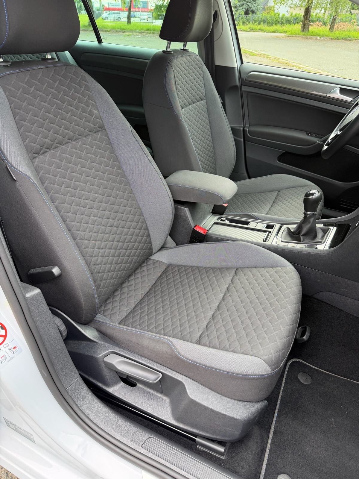 VW Golf 7 1,6 TDI BMT, fotografija 12