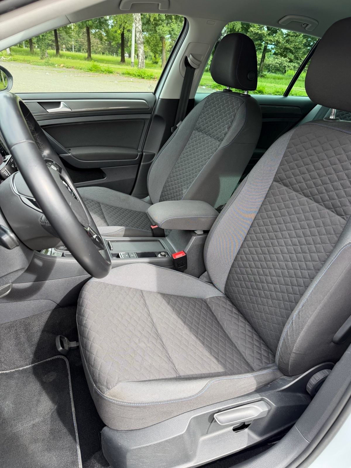 VW Golf 7 1,6 TDI BMT, fotografija 17