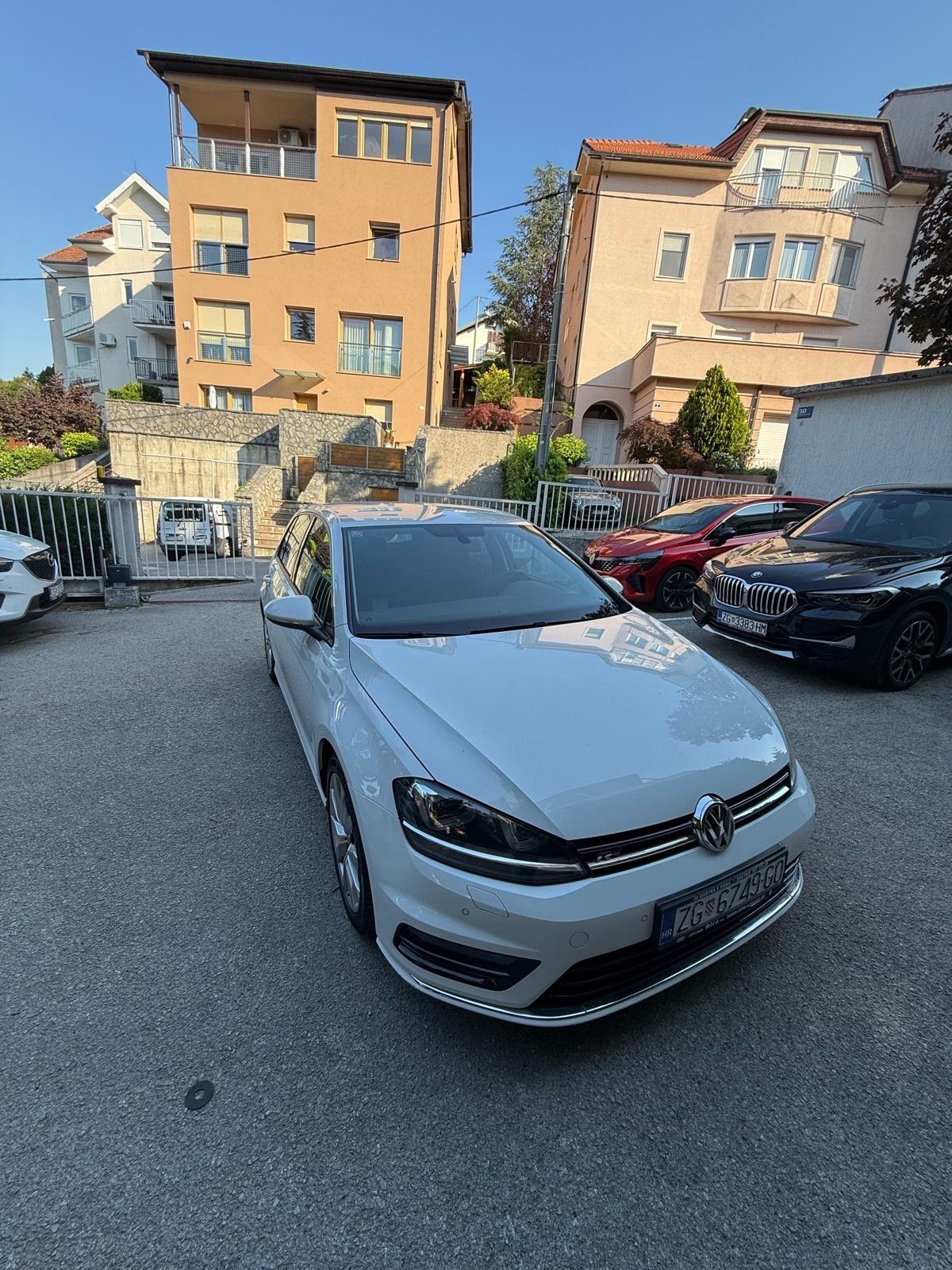 VW Golf 7 1,6 TDI BMT R-Line 40th Anniversary, fotografija 3