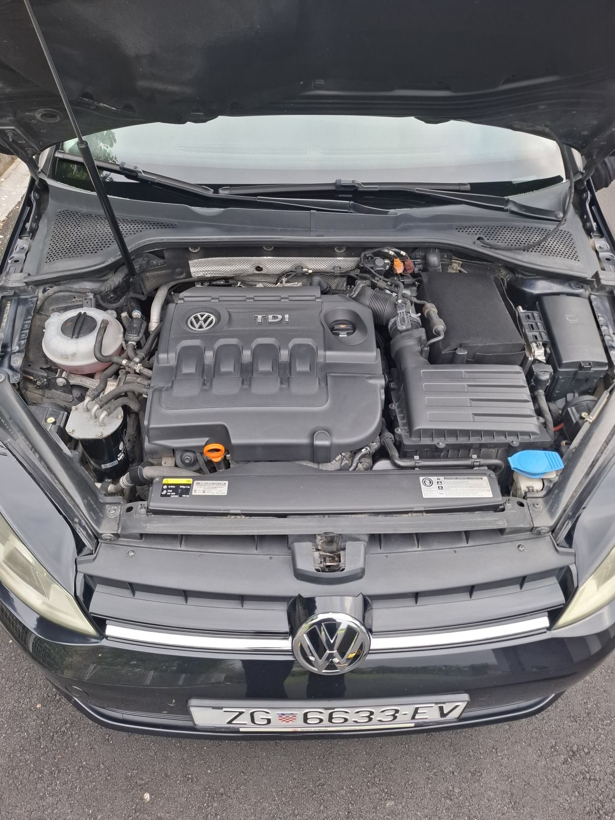 VW Golf 7 1,6 TDI prvi vlasnik, fotografija 12