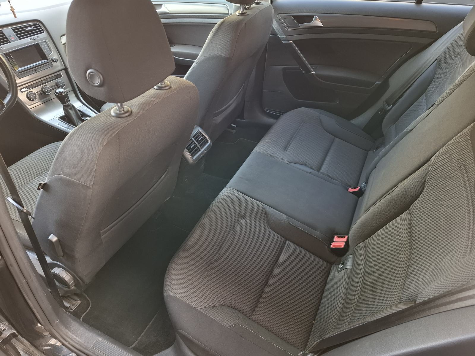 VW Golf 7 1,6 TDI prvi vlasnik, fotografija 10